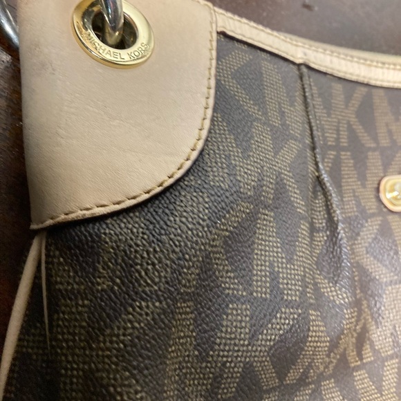 MK Michael Kors signature logo embossed tote shoulder bag - Picture 12 of 14